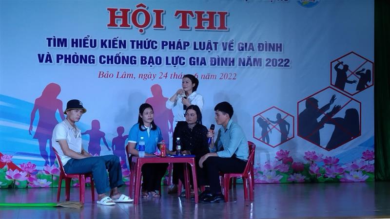 Đội xã Blá thi phần Tiểu phẩm