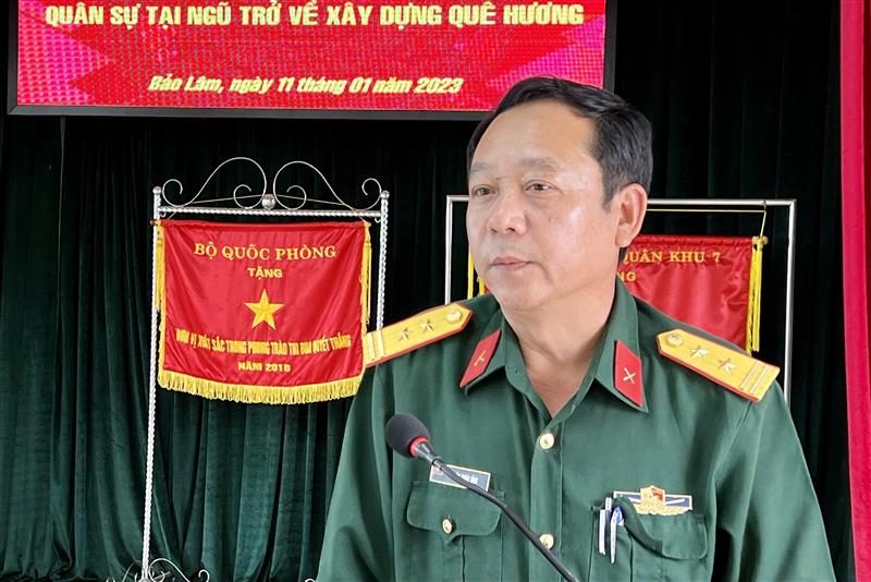Đồng chí Trần Xuân Tỉnh - Phó chỉ huy trưởng Ban chỉ huy quân sự huyện phát biểu tại buổi lễ.jpg