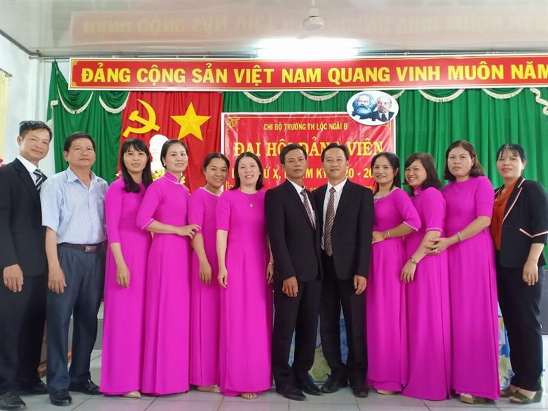 Đại hội Chi bộ Trường Tiểu học Lộc Ngãi B