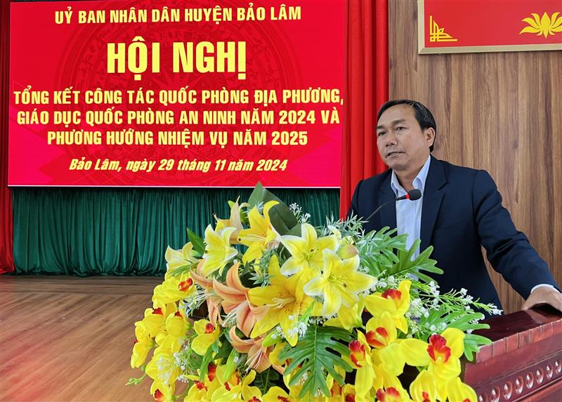 Đồng chí K’Lình – Phó Bí thư thường trực huyện uỷ - Chủ tịch HĐND huyện phát biểu chỉ đạo tại hội nghị