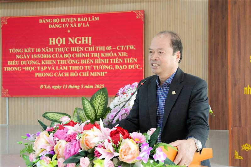 Đồng chí Nguyễn Viết Vân, Tỉnh uỷ viên, Bí thư Huyện uỷ Bảo Lâm phát biểu chỉ đạo tại Hội nghị