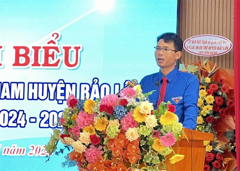 Đồng chí N’Du Ha Biên – Bí thư Tỉnh Đoàn, Phó Chủ tịch thường trực Hội LHTN Việt Nam tỉnh Lâm Đồng phát biểu chỉ đạo Đại hội