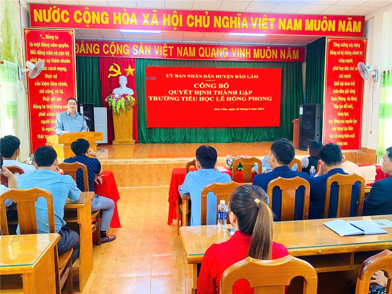 Toàn cảnh lễ công bố quyết định