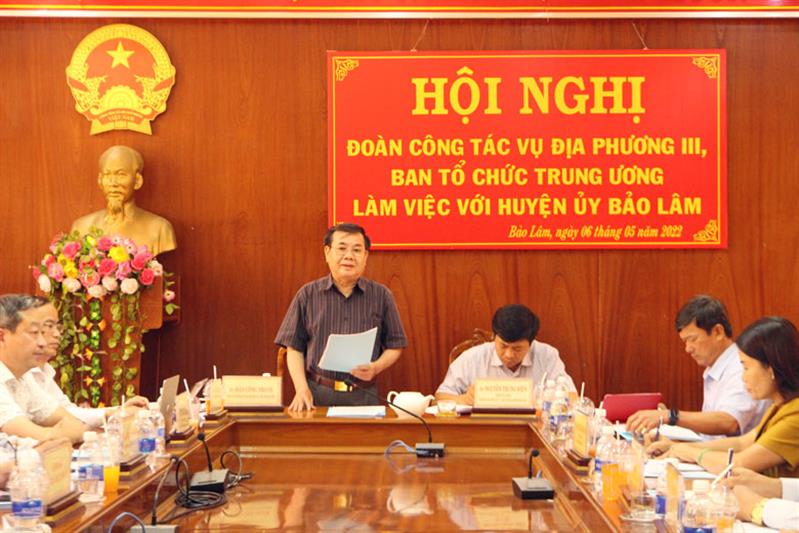 Đồng chí Đào Công Nhanh - Phó Vụ trưởng Vụ Địa phương III kết luận tại buổi làm việc