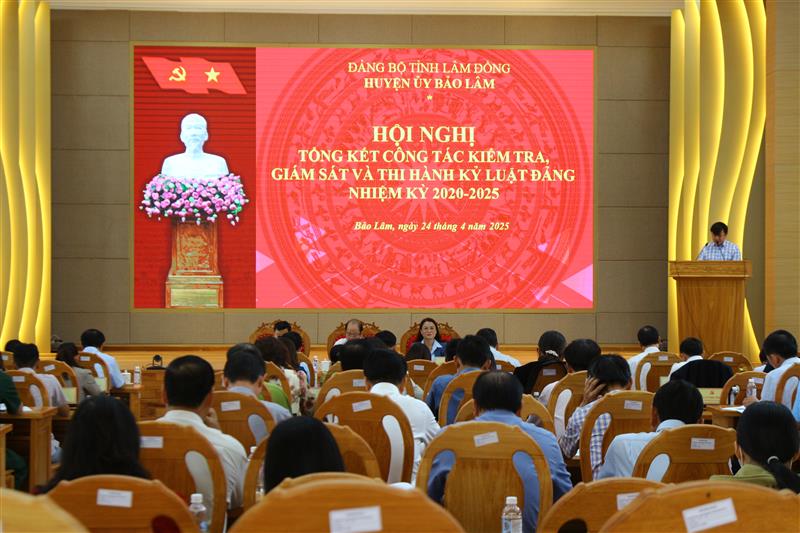 Toàn cảnh hội nghị