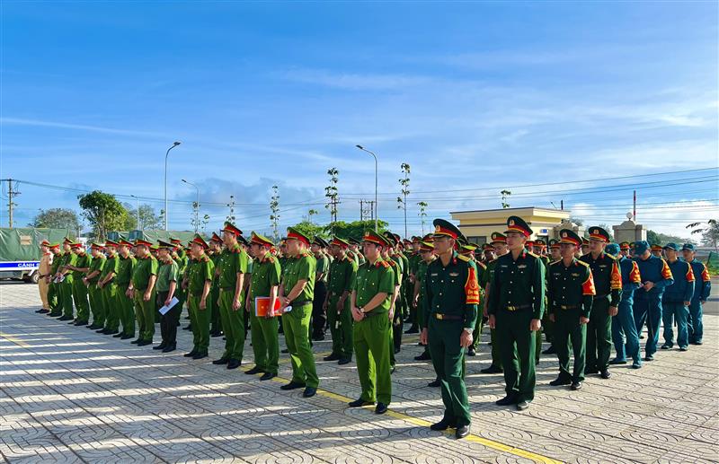 Lực lượng Công an huyện sẵn sàng tham gia bảo vệ an ninh trật tự