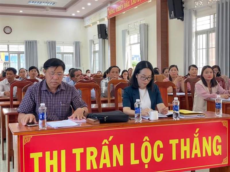 Các đại biểu tham dự HN