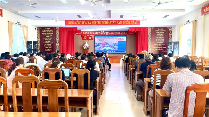 Các đại biểu tham tại Huyện Bảo Lâm