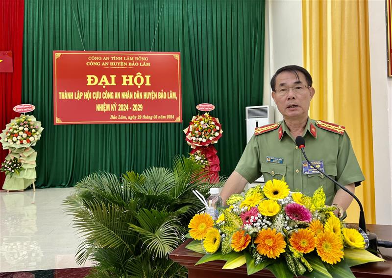 Đ/c Đại tá Nguyễn Quang Thống – Phó Giám đốc Công an tỉnh Lâm Đồng phát biểu tại đại hội