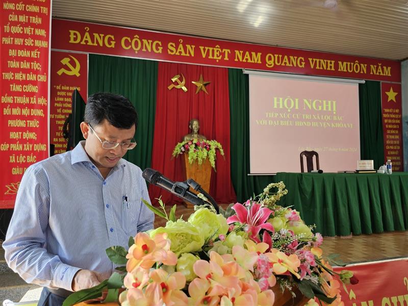 Đ/c Trương Hoài Minh, Chủ tịch UBND huyện thông báo dự kiến nội dung chương cùa kỳ họp HĐND thời gian tới