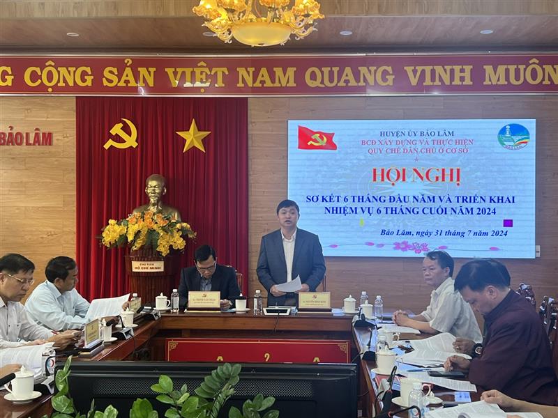 Chủ trì kết luận Hội nghị