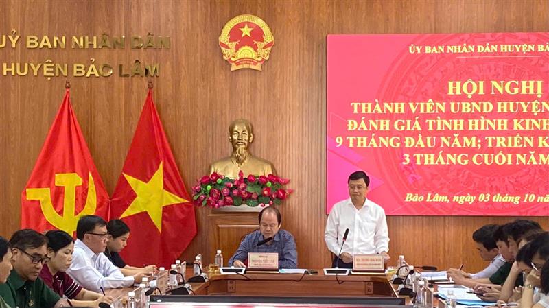 Đ/c Trương Hoài Minh, Phó Bí thư huyện ủy, Chủ tịch UBND huyện Bảo Lâm phát biểu kết luận