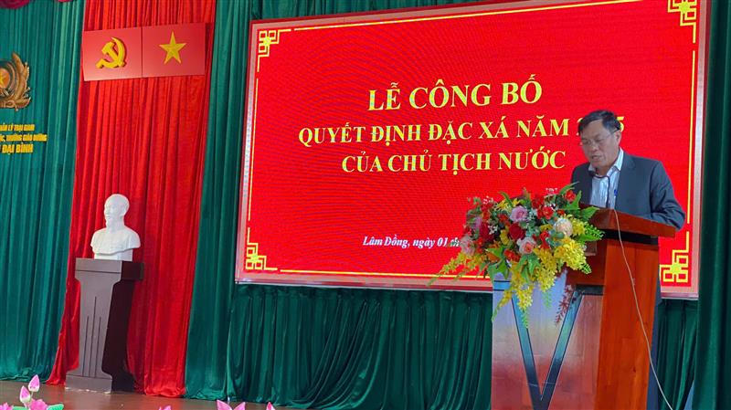 Phó Chủ tịch UBND tỉnh Lâm Đồng Võ Ngọc Hiệp phát biểu tại lễ công bố quyết định đặc xá của Chủ tịch nước