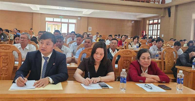 Đại biểu tham dự