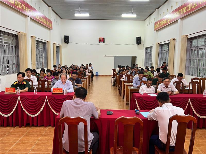 Các đại biểu tham dự hội nghị