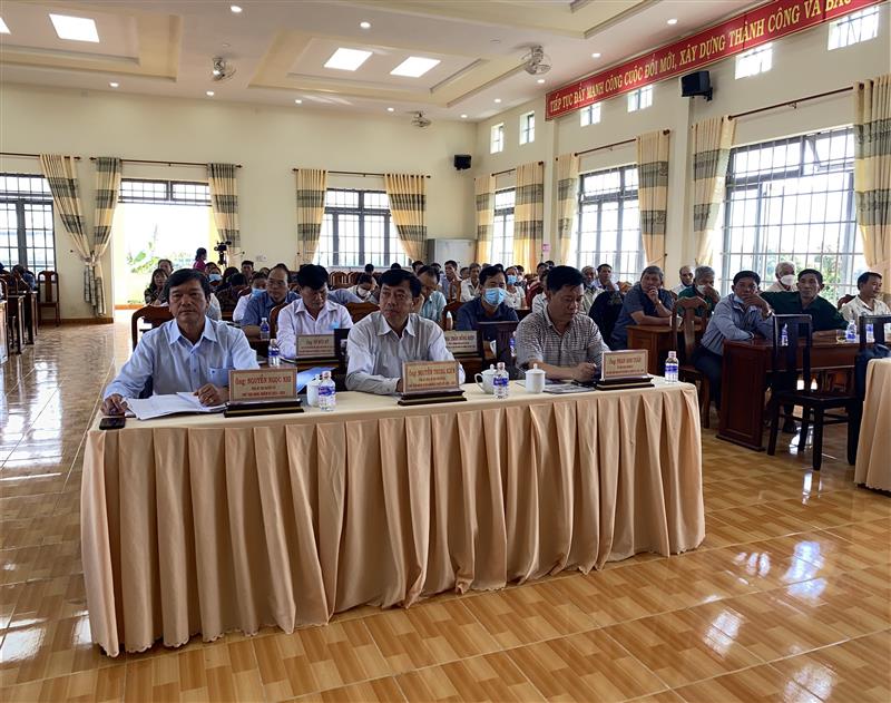 Lãnh đạo huyện Bảo Lâm tham dự buổi tiếp xúc