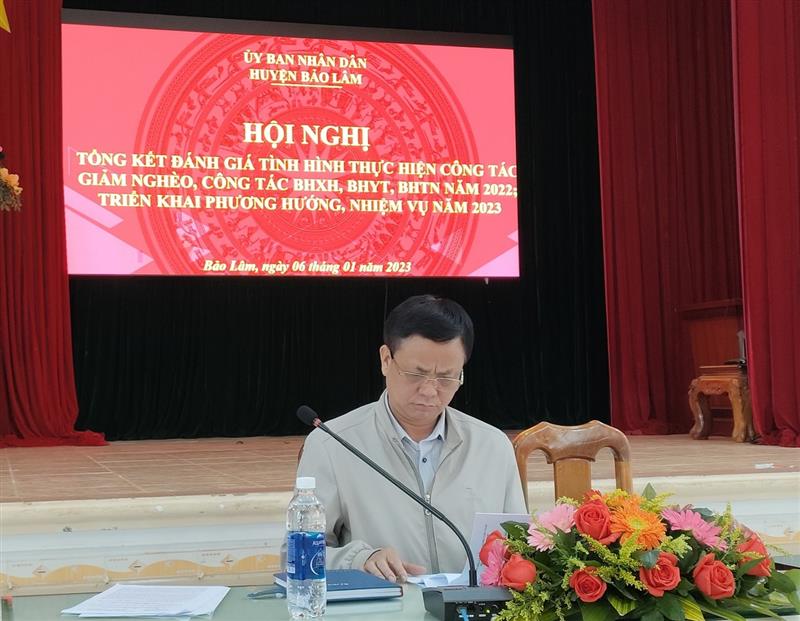 Ông Đồng Văn Trường, Phó chủ tịch UBND huyện chủ trì Hội nghị.
