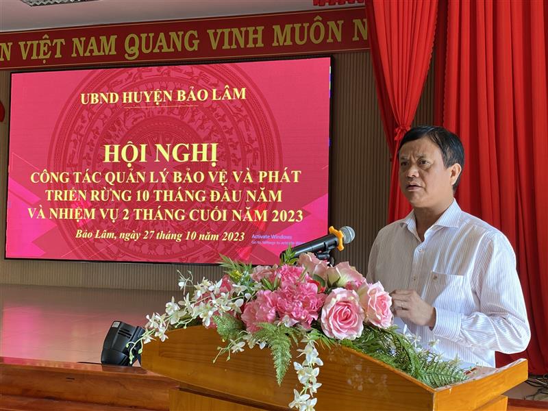 Đồng chí Đồng Văn Trường - UV BTV, Phó Chủ tịch UBND huyện phát biểu chỉ đạo