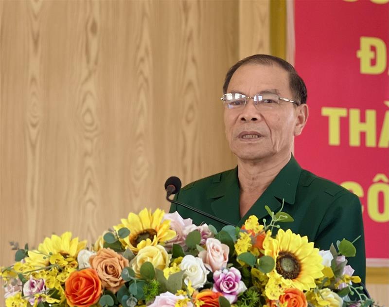 Ông Trần Văn Ninh – Chủ tịch Hội Cựu Thanh niên xung phong Tỉnh phát biểu tại Hội nghị
