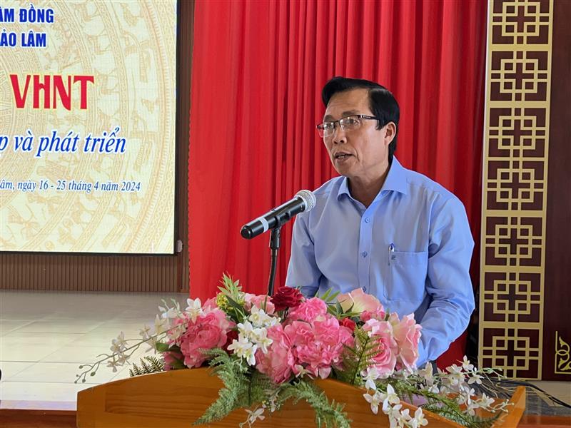 Đ/c Trịnh Văn Thảo – PCT UBND huyện phát biểu tại buổi lễ